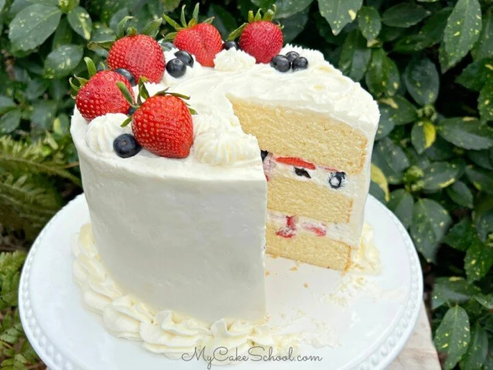 Berry Chantilly Cream Cake