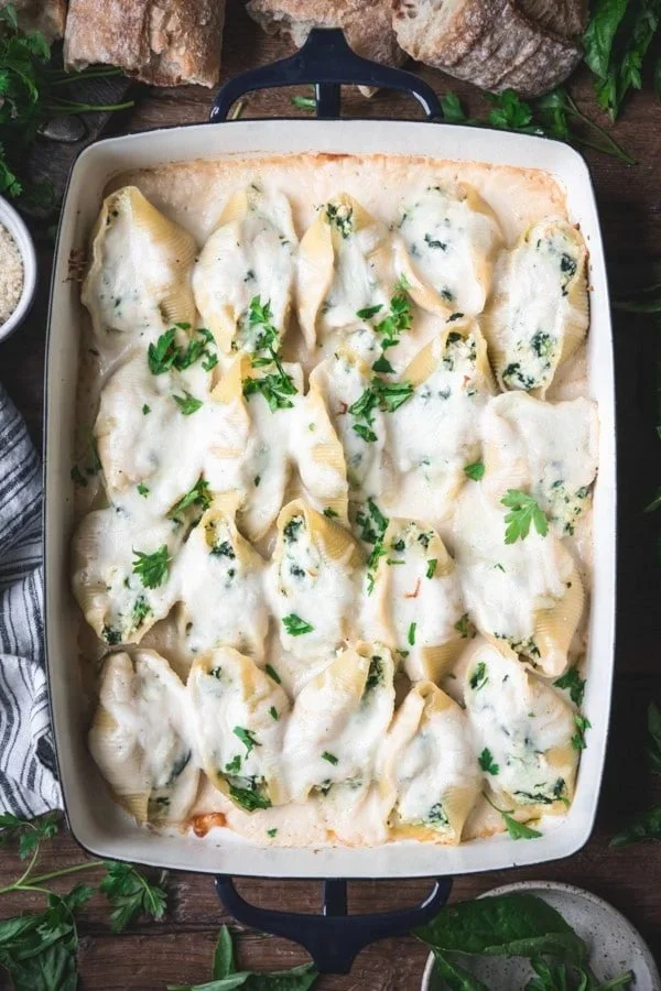 Cheesy Baked Chicken Shells