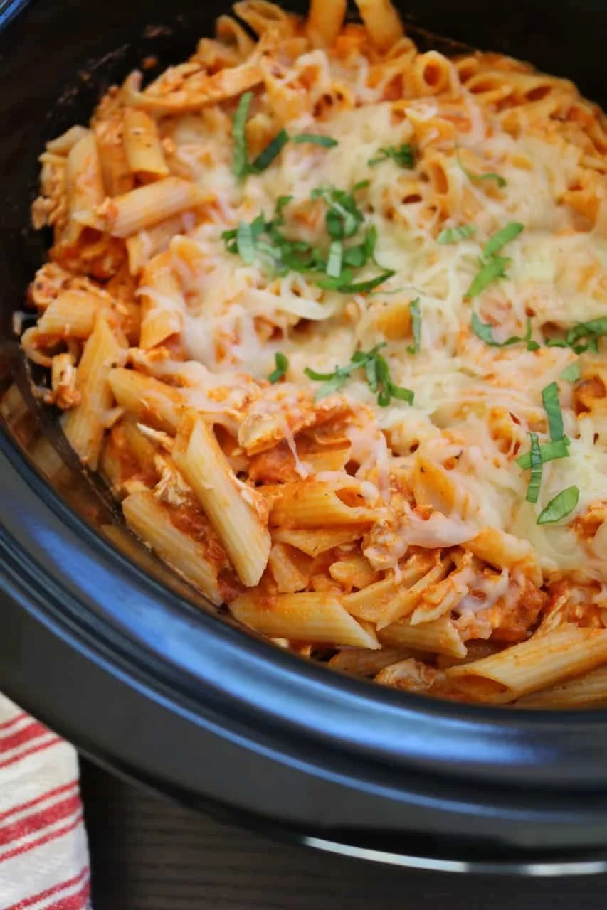 Cheesy Chicken Pasta Bake