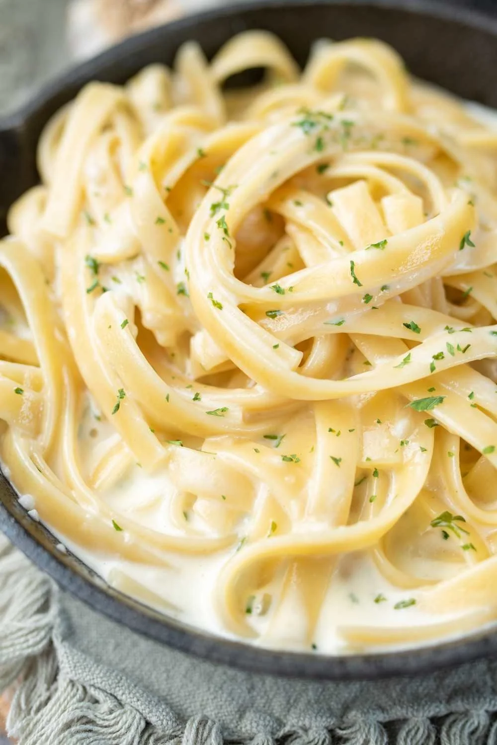 Creamy Alfredo Sauce by Pioneer Woman