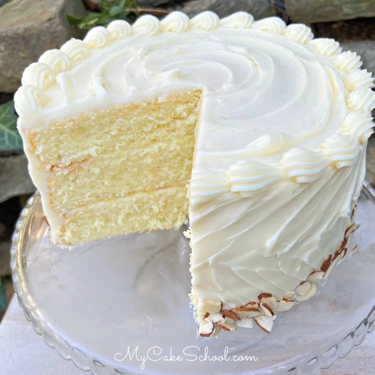 Creamy Almond Cake