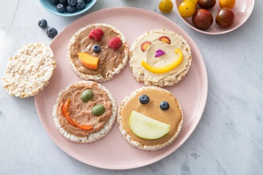 Face-Shaped Rice Cracker Sandwiches