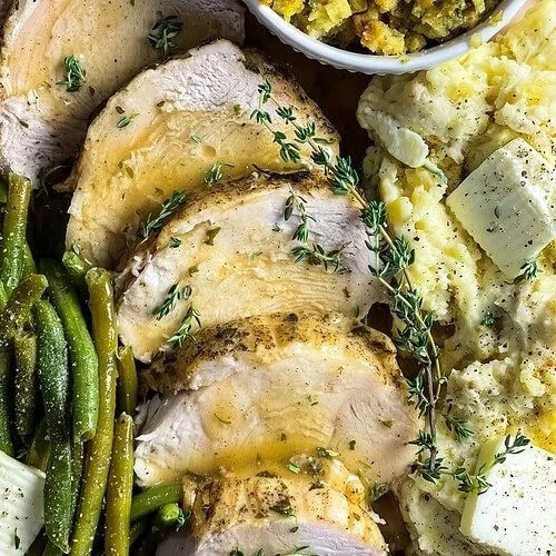 Herbed Slow Cooker Turkey with Gravy