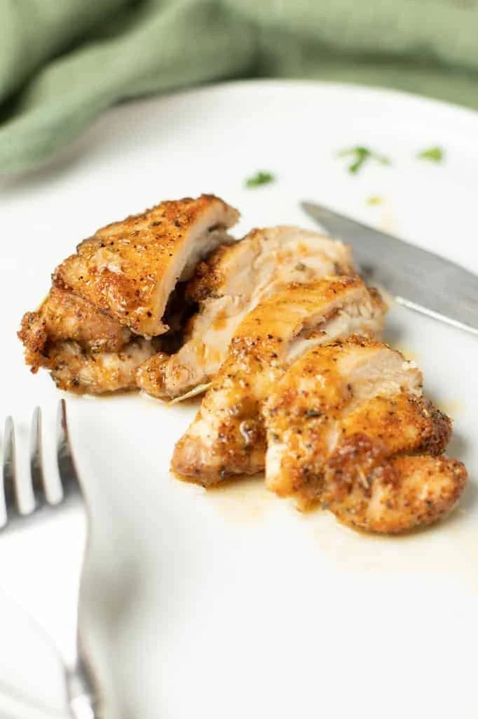Juicy Baked Boneless Skinless Chicken Thighs