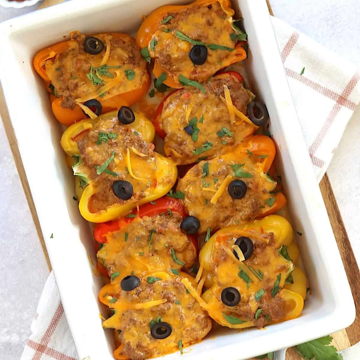 Low-Carb High-Protein Stuffed Taco Peppers