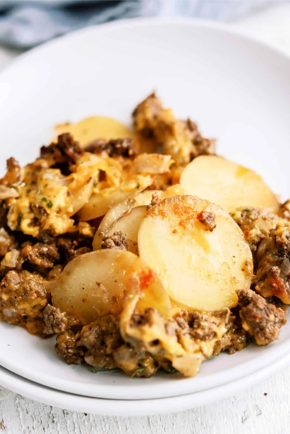 Slow Cooker Cheesy Beef and Potatoes
