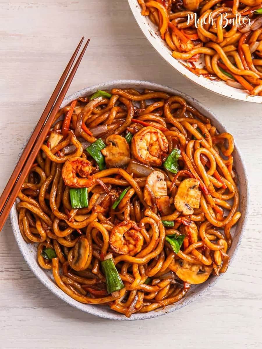 Stir-Fried Udon Noodles